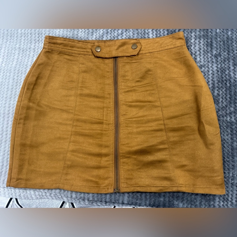 Rue21 Tan Mini Skirt with Front Zipper